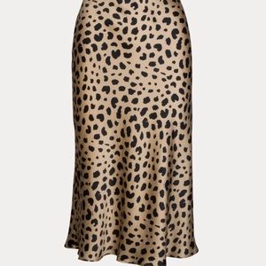 The famous Realisation Leopard MIDI Naomi skirt